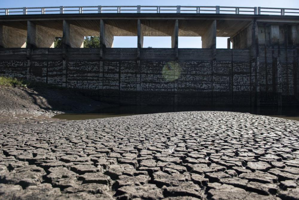 Crisis hídrica en Uruguay: agua intomable y racionalización extrema