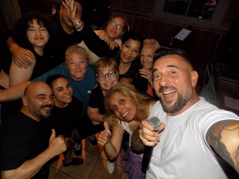 FOTOS SHOW GUSTAVO SANTILLAN EN ¨BARUC¨