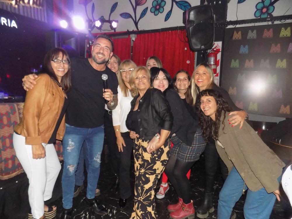 FOTOS SHOW GUSTAVO SANTILLAN EN ¨MALEVO¨.