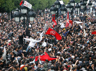 LA REVOLUCIÓN TUNECINA SE EXPANDE POR EL MUNDO ARABE