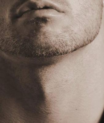 ¿Por qué los hombres tienen nuez?