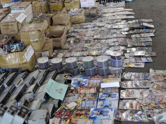 El cine en DVD, al borde de la desaparición por el auge de la piratería 