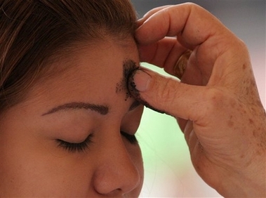 Hoy comienza la cuaresma para los católicos. Un tiempo de preparación y penitencia en espera de la pascua.