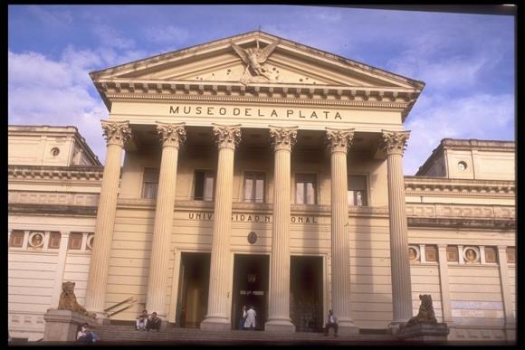 Bibliotecas, Museos y Centros Culturales