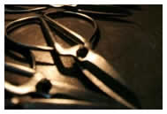 Mexicana vive cuatro años con tijeras en el abdomen olvidadas en una operación