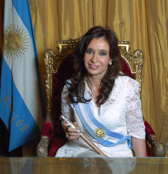 Las causas judiciales que impulsan a Cristina K a no querer irse del poder.