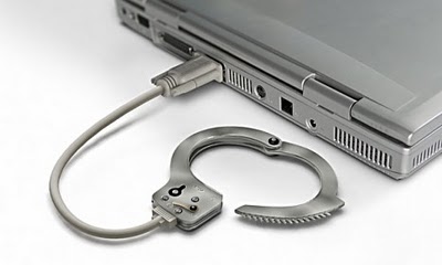 La Ley Pinedo busca borrar de Internet ¨contenidos ofensivos¨