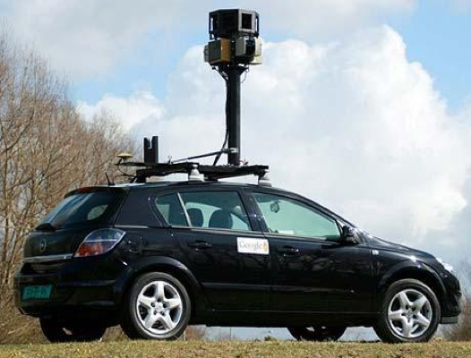 Google tendrá que borrar las caras a mano si quiere poner Street View en Suiza