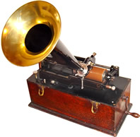 El 29 de noviembre de 1877 Edison muestra por primera vez el fónografo