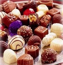¿Sabias que comer mucho chocolate descalsifica los huesos?