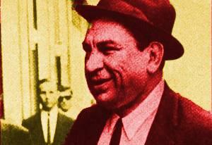 Meneses, policía de papel y hueso