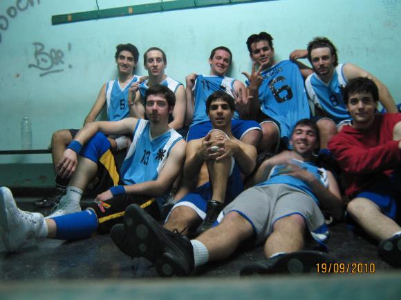 Domingo de debut (8/5/2011) - UTN FRGP vs Los Aglo