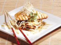 Salmón con salteado de vegetales!!    - Umm imperdible que ricoooo!!!!