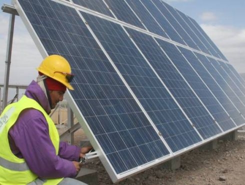 Científicos Argentinos desarrollaron una técnica para fabricar paneles solares de alto rendimiento y bajo costo