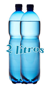 ¿Es verdad que debemos tomar dos litros de agua al día para no deshidratarnos?