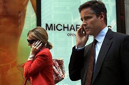 OMS: celulares aumentan riesgo de cáncer cerebral  