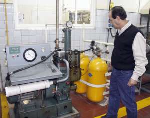 Investigadores Argentinos convierten un motor de tractor a GNC y biodiesel