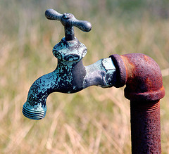 Investigadores Argentinos trabajan en el desarrollo de un método simple para filtrar el arsénico del agua‏
