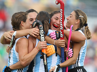 HOCKEY SOBRE CESPED - Son Champions