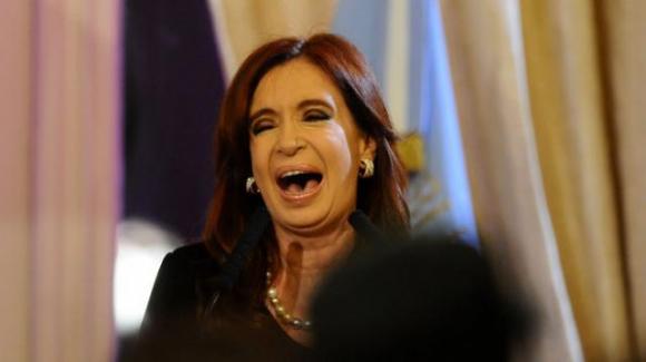 ¿Abogada trucha? CRISTINA DE KIRCHNER Y LAS DUDAS SOBRE SU TÍTULO UNIVERSITARIO