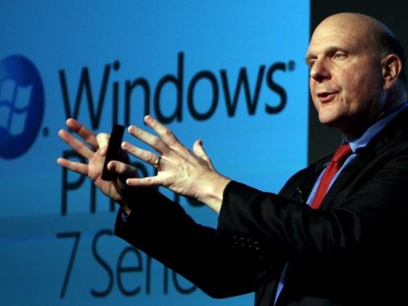Steve Ballmer, afirma que ¨Windows 8¨ saldrá el próximo año.