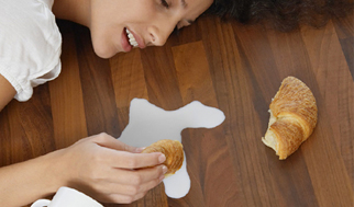 ¿Es peligroso comer cosas del suelo?