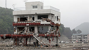 La búsqueda de un material superelástico a prueba de terremotos