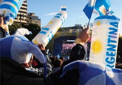 La Copa América Fest - Una opción para juntarse a disfrutar los partidos de la Copa América en pantalla gigante.