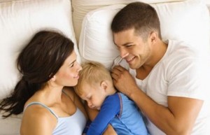 Hijos en la cama de los padres, ¿sí o no?