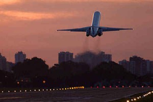 Es más peligroso ir al hospital que viajar en avión