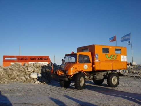 Investigadores Argentinos desarrollan en la Antártida un biocombustible capaz de funcionar a a 47 grados bajo cero