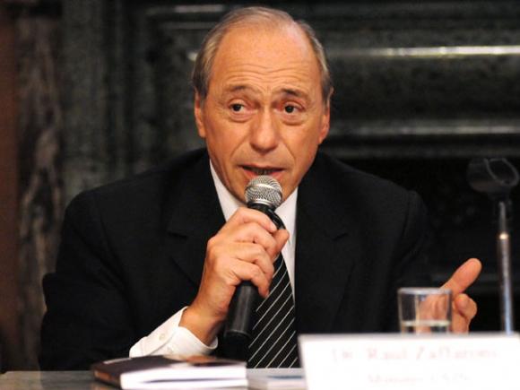 Zaffaroni: ¨Estaríamos ante una red de prostitución¨ 