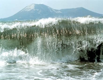 Primer ensayo del sistema de alerta contra tsunamis en el Mediterráneo.