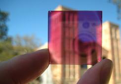 En el futuro, celulares que se cargarán con luz solar  