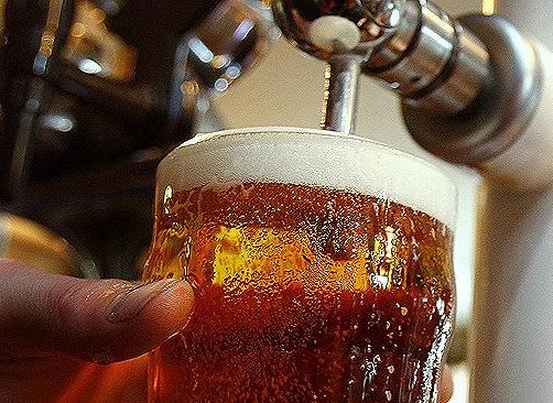 La cerveza rubia viene de la Patagonia argentina  