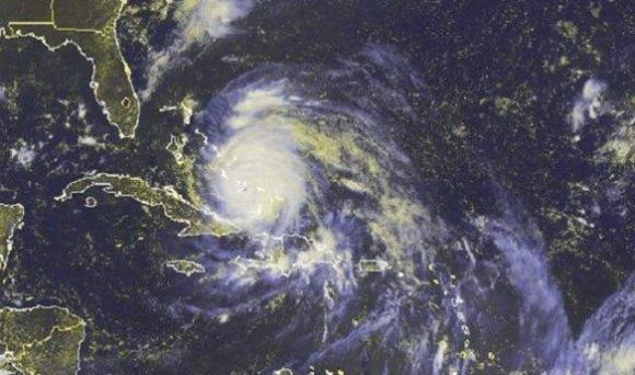 El huracán Irene avanza hacia Nueva York.