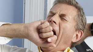 ¿Por qué bostezar es contagioso?