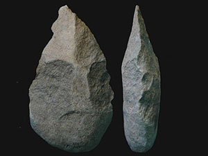 ¿Cuando empezaron los humanos a usar hachas?