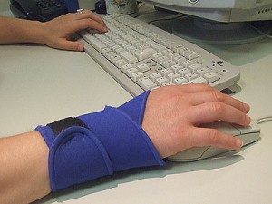 ¿Qué causa la tendinitis?