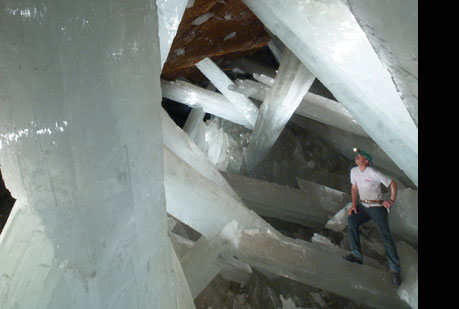 ¿A qué velocidad crecen los cristales gigantes de Naica?