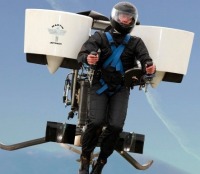 Prueban con éxito prototipo para volar con un motor en la espalda