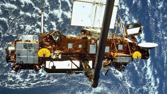 26 Piezas del satélite descontrolado impactarán contra la tierra