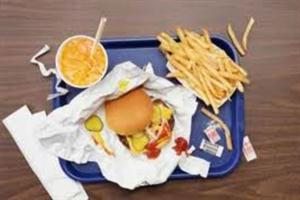 Crece el sedentarismo y el consumo de comida chatarra