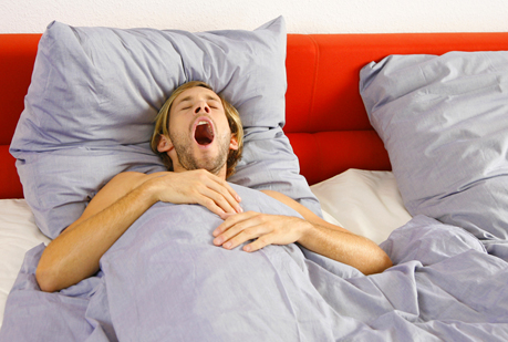 ¿Por qué abrimos los ojos por la mañana antes de que suene la alarma del despertador? 