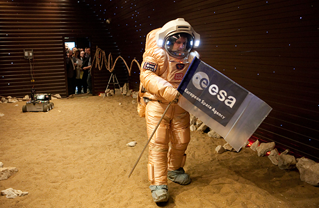 Los astronautas de la Mars500 completan su ¨misión a Marte¨