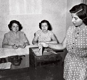 Hace 60 años las argentinas votaban por primera vez 