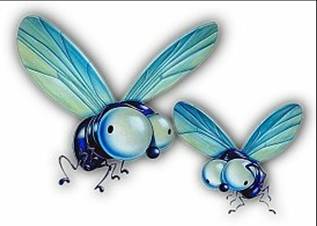 ¿Orinan las moscas cuando vuelan?