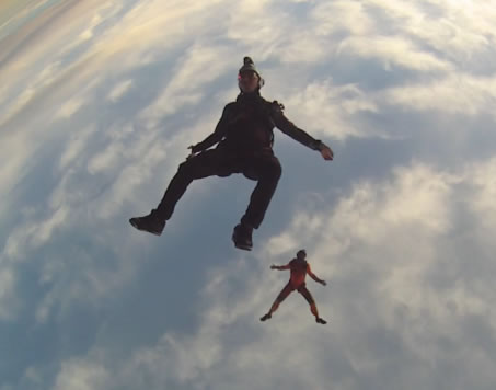 Impresionantes vídeos de personas “volando”