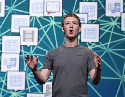 Falla de seguridad en Facebook. Hacker filtra fotos privadas de Mark Zuckerberg.