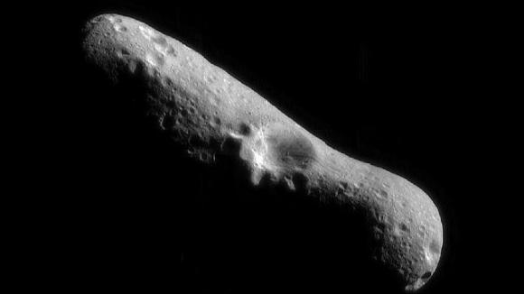 Un millar de asteroides potencialmente catastróficos orbitan en torno a la Tierra